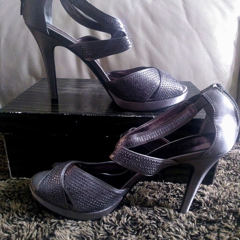 Moda open toes heels